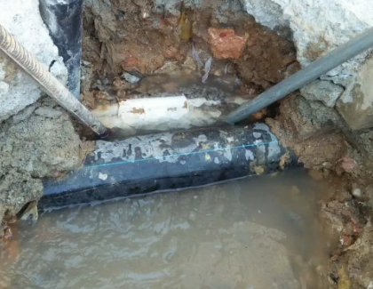 西乡塘测漏水之水管漏水